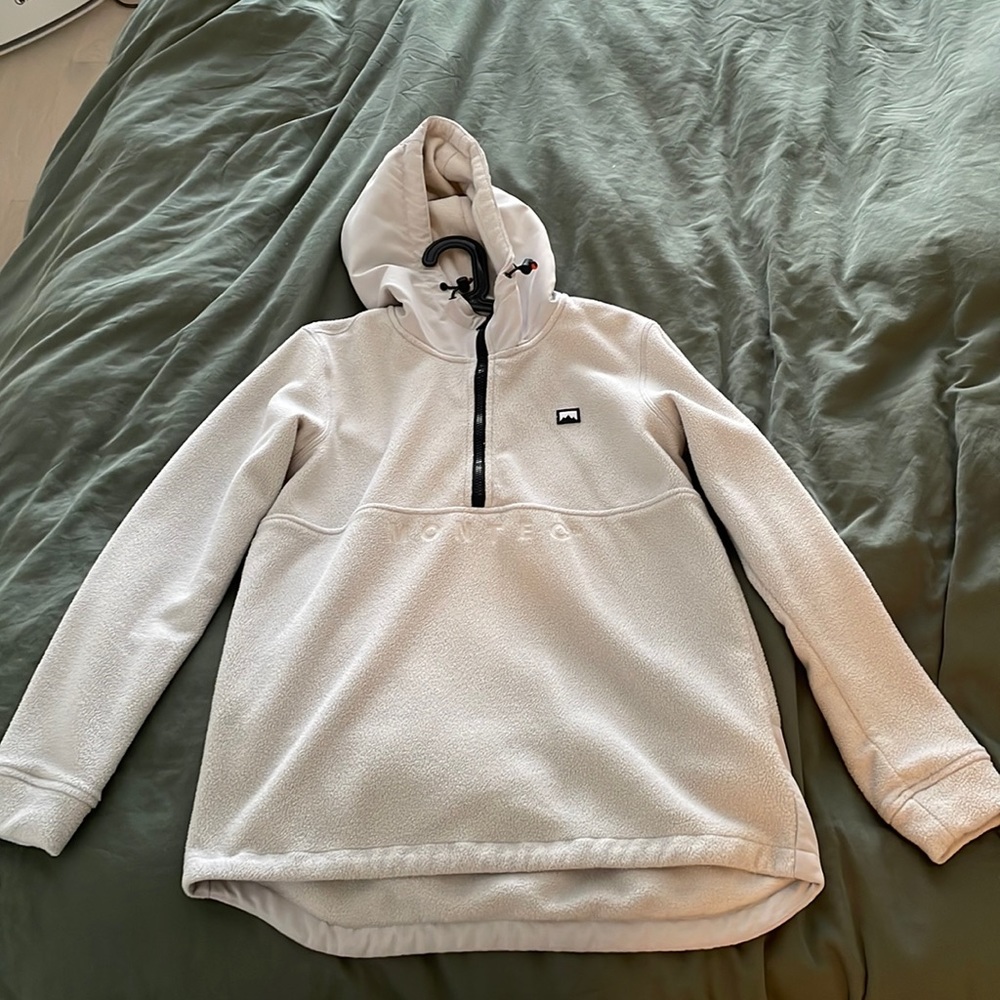 Montec sweater great for ski and snowboard
